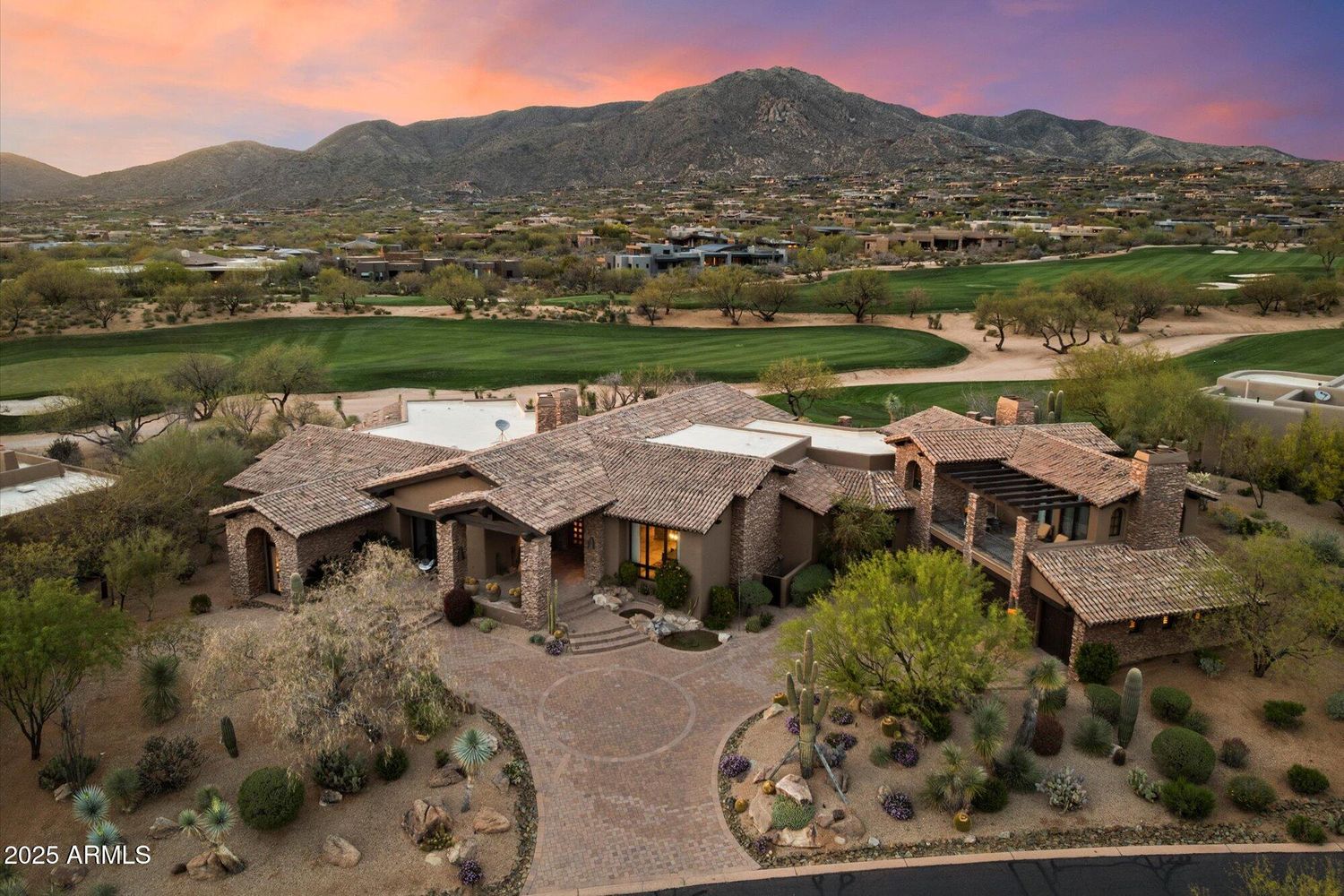 11240 E Apache Vistas Dr