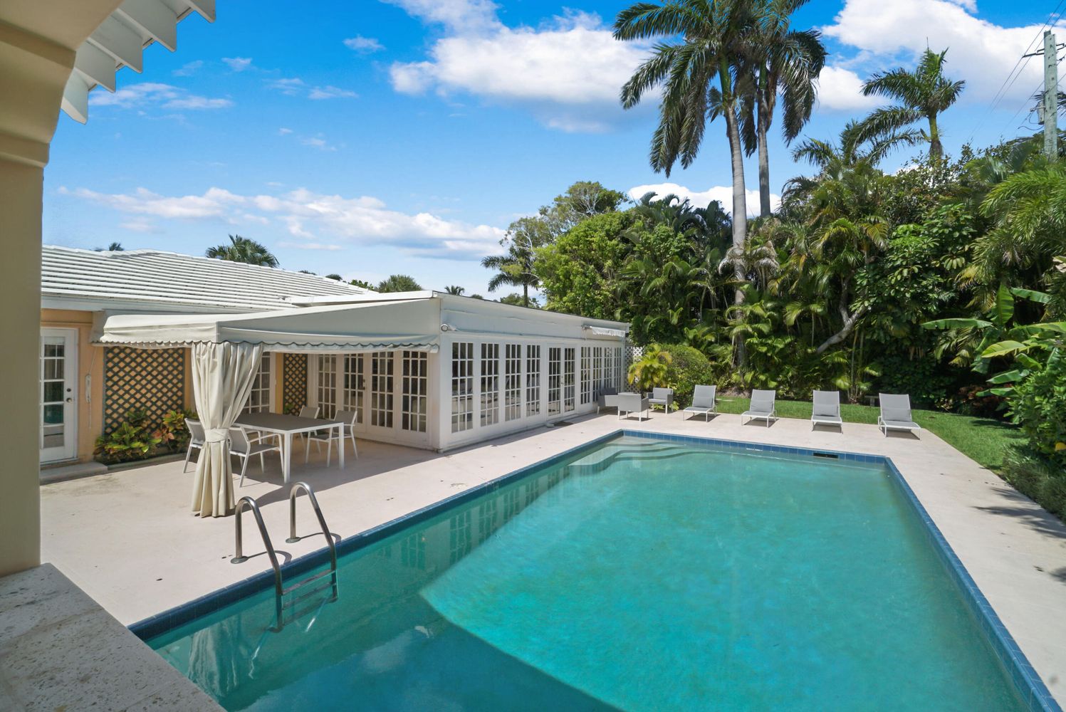 257 Fairview Road