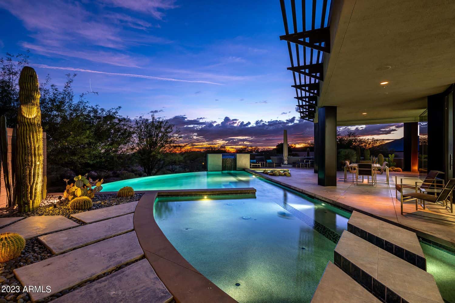 11541 E Salero Dr