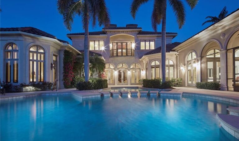 Grey Oaks Estate